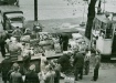 arkthallenverkehr 1939 - Geschäfte bekommen ihre Grünwaren von der Markthalle per Straßenbahn; Quelle: Archiv CVAG